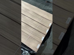 Walnoot-quarter cut veneer
