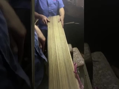 Teakfoelie, in kwart gesneden