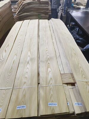 Bruine Elm Crown Cut Veneer met een dikte van 0,5 mm voor decoratie en meubels van hotels