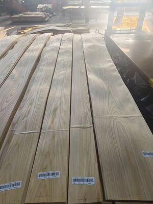 Bruine Elm Crown Cut Veneer met een dikte van 0,5 mm voor decoratie en meubels van hotels