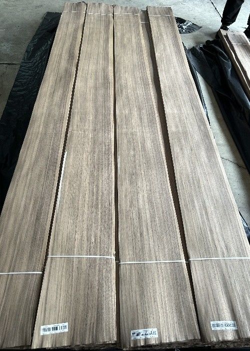 Natural American Walnut Quarter Cut Veneer Sheet met een dikte van 0,2 mm voor triplex